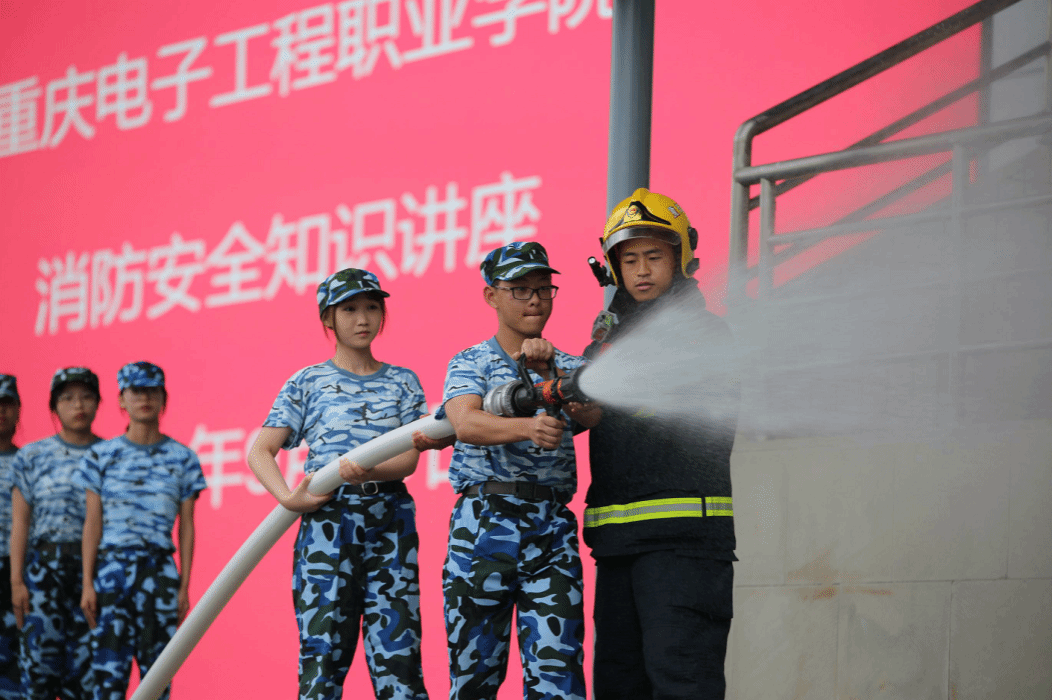 说明: G:\2023年工作文档\消防工作台账\消防宣传教育\消防进军训活动2023.9.20\5.png